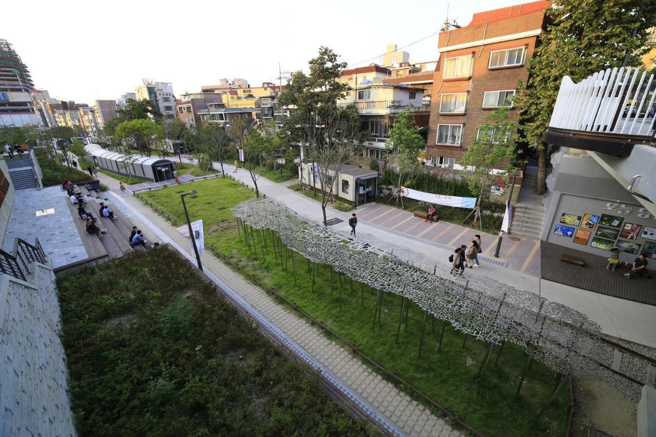 Jw Stay In Hongdae Seoul Exterior photo